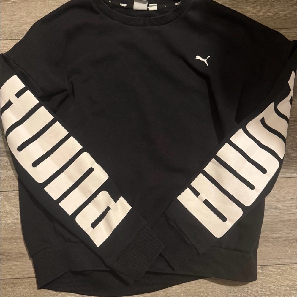 Women’s Small Puma Black Sweatshirt